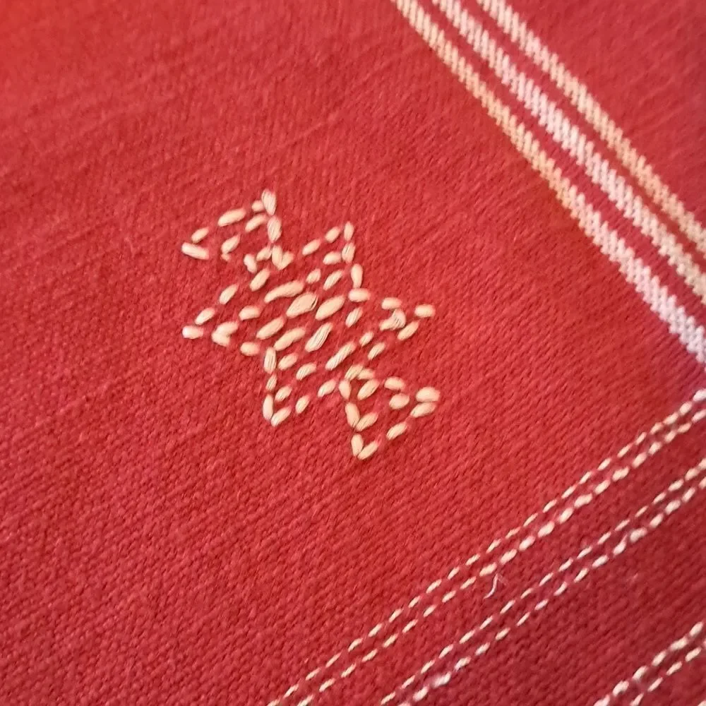 Pottery Barn Watson Plaid Table Throw Red White Cotton Fringe Holiday Table